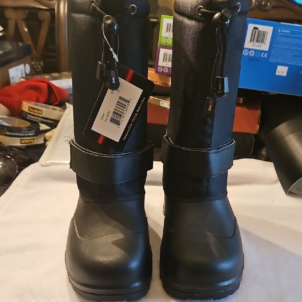 Kids Black Snow Boots